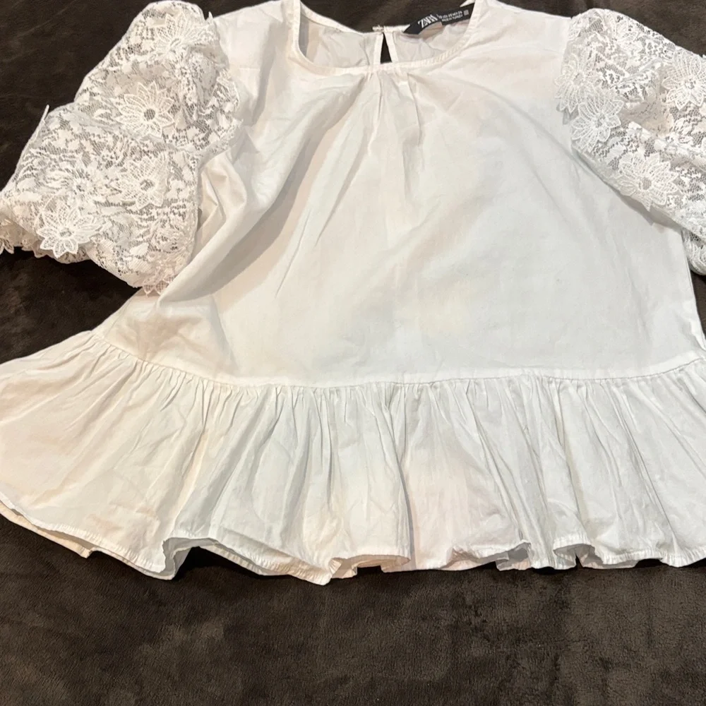 Zara White Lace Sleeve Blouse